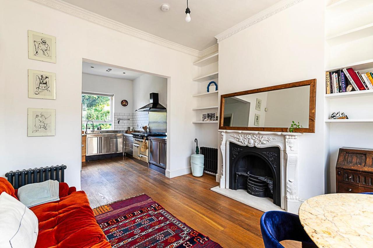 Appartamento Retro Charm And Modern Comforts