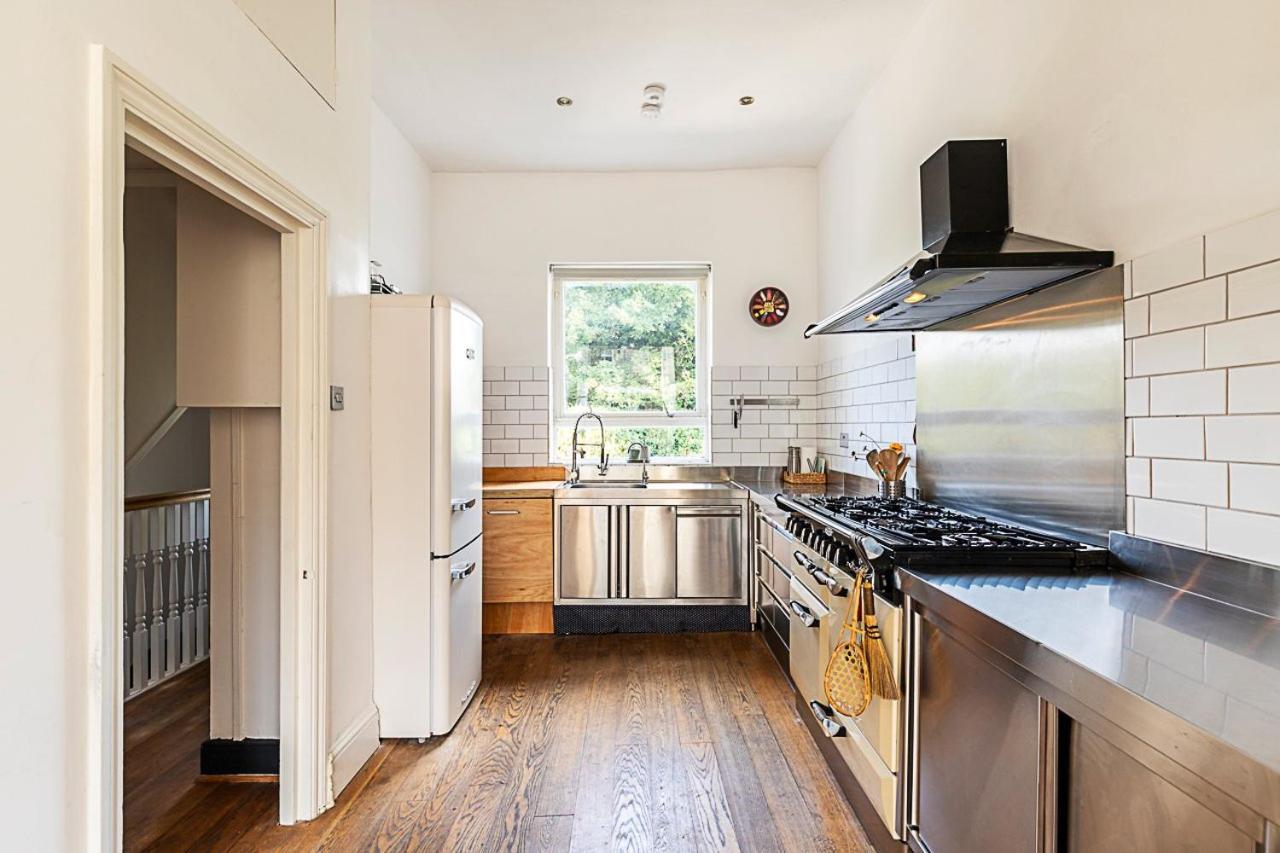 Appartamento Retro Charm And Modern Comforts